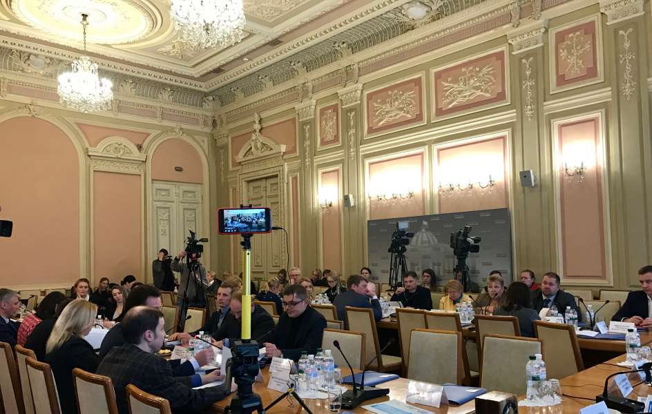 Ірина Луценко: Існує серйозна консолідація народних депутатів стосовно вирішення чутливих для суспільства і кожного громадянина питань захисту і підтримки дітей (відео) Ірина Луценко: Існує серйозна консолідація народних депутатів стосовно вирішення чутливих для суспільства і кожного громадянина питань захисту і підтримки дітей (відео)